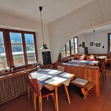 Kastanienhof Hotel
