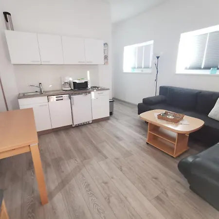 Kastanienhof 3*